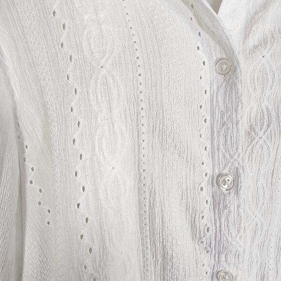 Chicos Womens Shirt Size 2 US Large Button Up Long Tab Sleeve Embroidery Eyelets - Picture 7 of 12